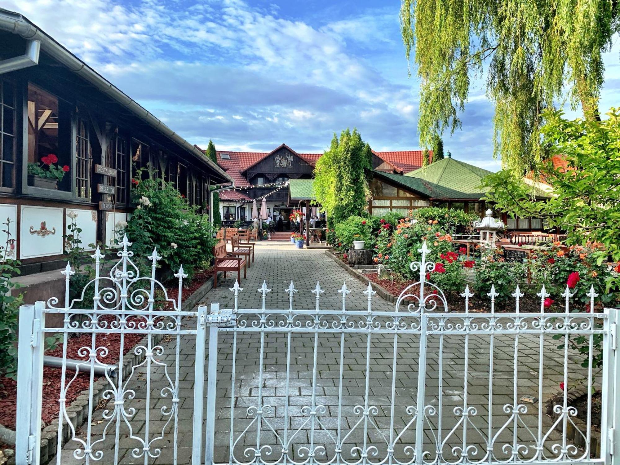 Pensiunea Apfelhaus Cisnadioara Buitenkant foto